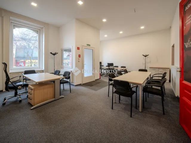 Kiadó kereskedelmi és ipari ingatlan Miskolc 80 nm