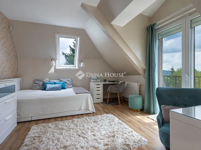 Eladó ház Budapest II. kerület, Előd vezér utca 270 nm