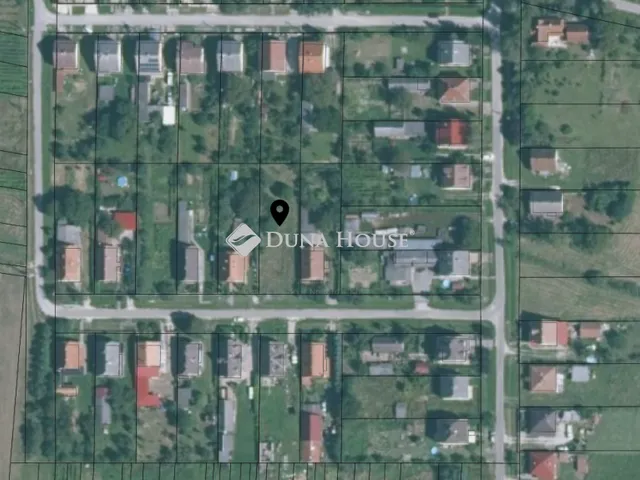 Eladó telek Perkupa 916 nm