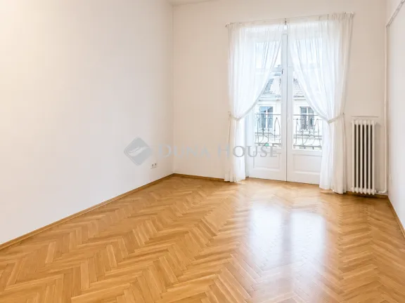 Eladó lakás Budapest II. kerület 84 nm