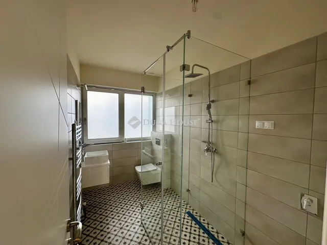 Eladó lakás Budapest II. kerület 108 nm