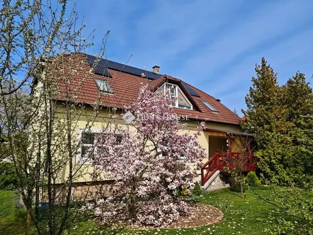 Eladó ház Miskolc, Lévay József utca 140 nm