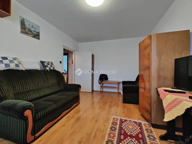 Kiadó lakás Miskolc, Középszer utca 35 nm