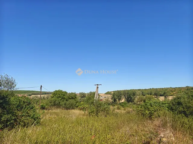 Eladó telek Balajt 6874 nm