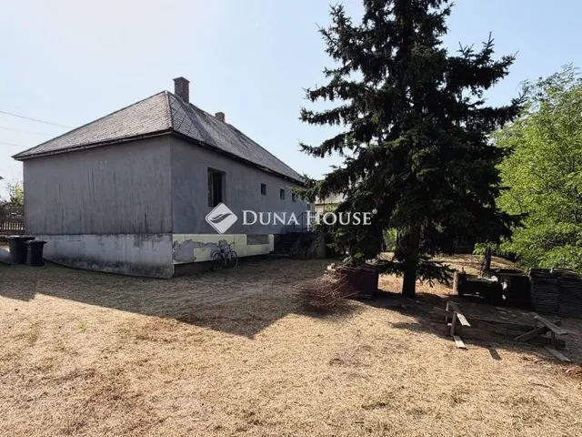 Eladó ház Újcsanálos, Rákóczi utca 91 nm
