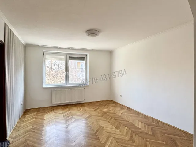 Eladó lakás Eger, Hatvanihóstya 70 nm