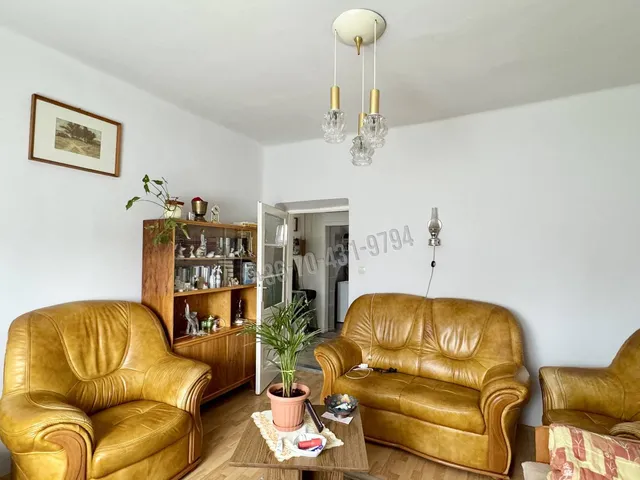 Eladó ház Besenyőtelek 70 nm