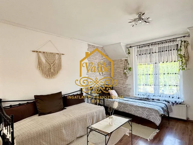 Eladó ház Eger, Károlyváros 179 nm