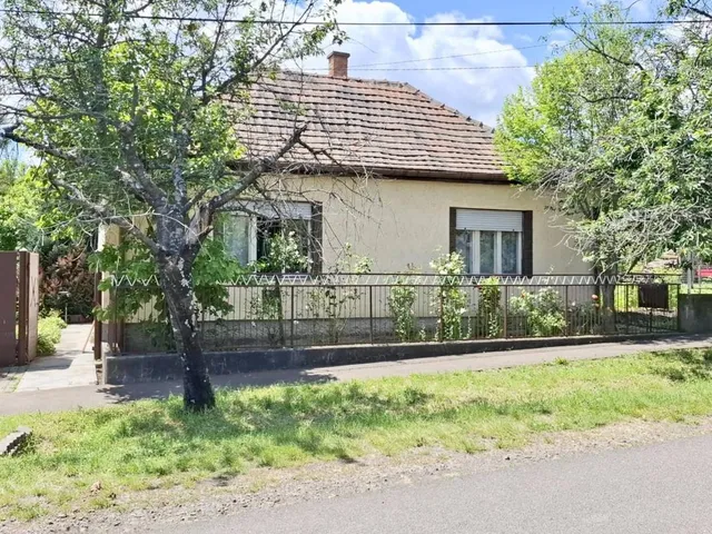 Eladó ház Kisnána 60 nm
