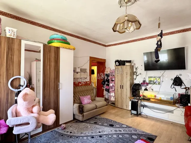 Eladó lakás Eger, Károlyváros 68 nm