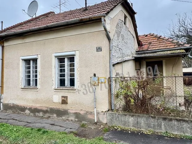 Eladó ház Eger, Hatvanihóstya 80 nm