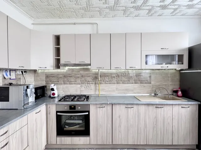 Eladó ház Verpelét 206 nm