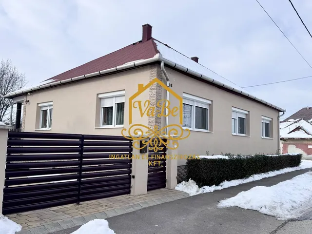 Eladó ház Füzesabony 135 nm