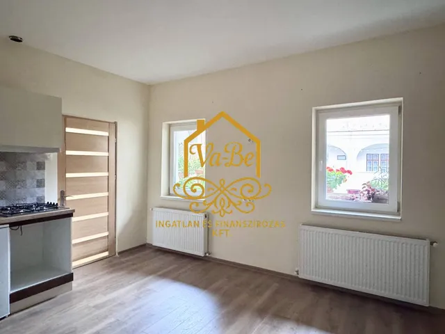 Kiadó lakás Eger, Belváros 55 nm