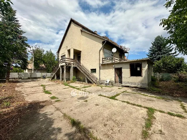 Eladó ház Tököl 146 nm