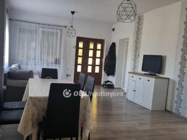 Eladó ház Albertirsa 88 nm