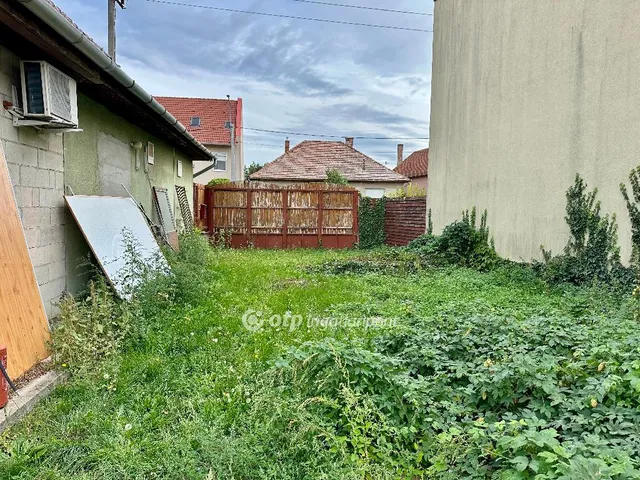 Eladó ház Monor 228 nm