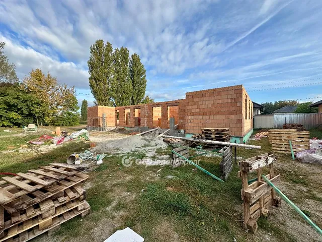 Eladó ház Monor 80 nm