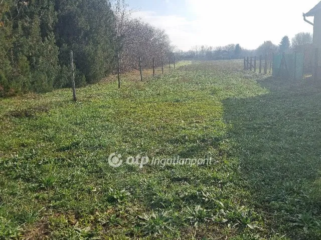 Eladó telek Albertirsa 2131 nm