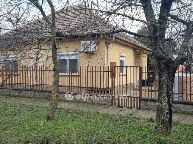 Eladó ház Kakucs 80 nm