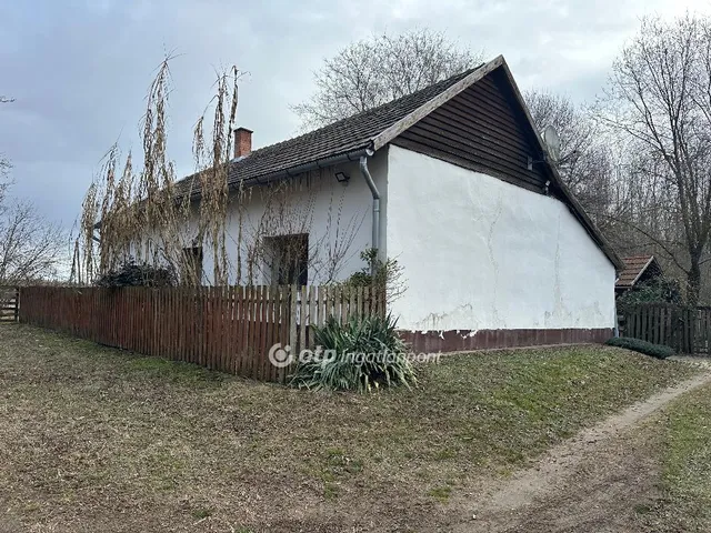 Eladó mezőgazdasági ingatlan Csemő 91 nm