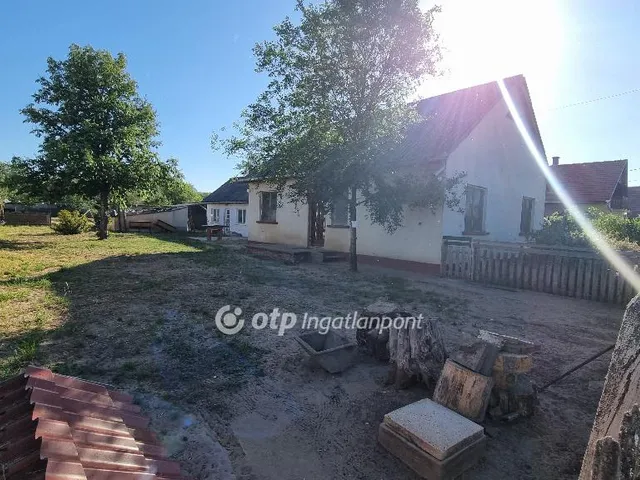 Eladó ház Csemő 135 nm