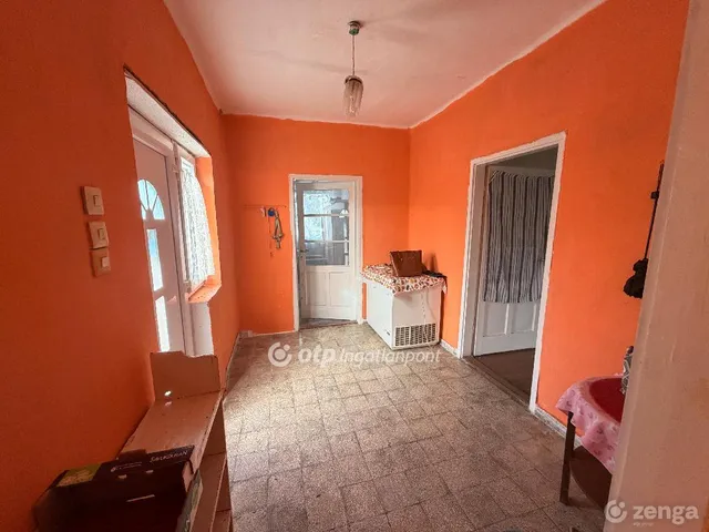 Eladó ház Tiszasüly 78 nm