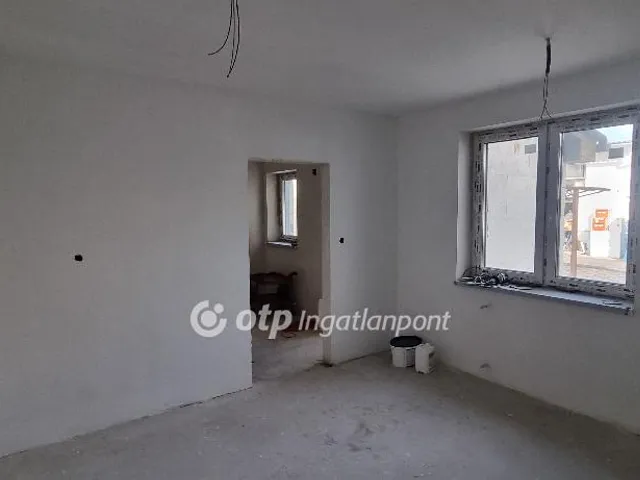 Eladó lakás Cegléd 46 nm