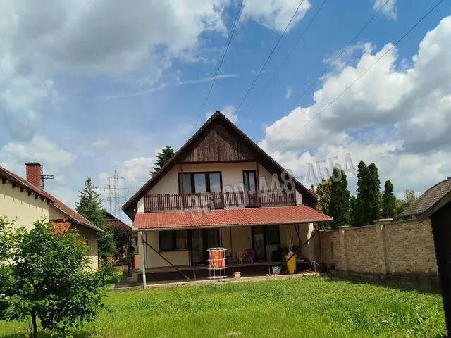 Eladó ház Szeged, Újszeged, Marostői utca 165 nm