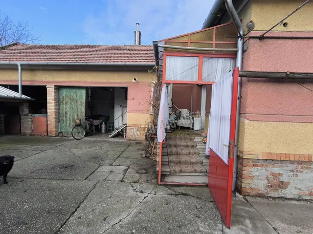 Eladó ház Szeged, Szentmihály 66 nm