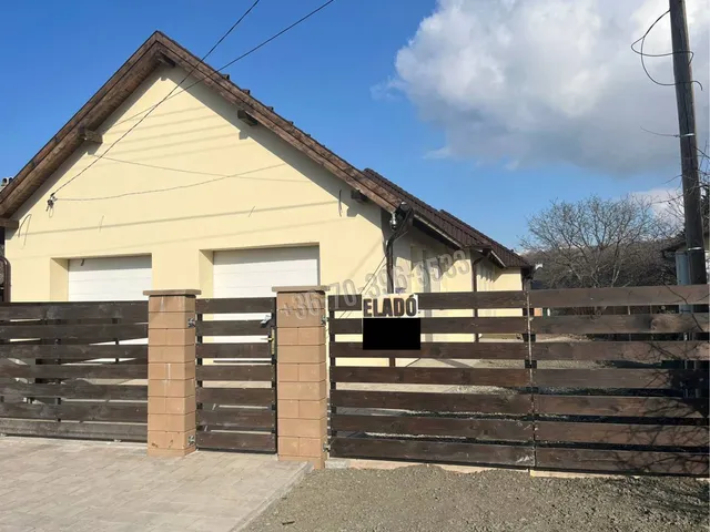 Eladó ház Veresegyház, Öreghegy 118 nm