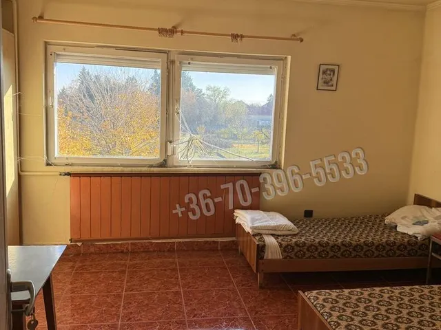 Eladó ház Hatvan, Újhatvan 275 nm