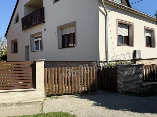 Eladó ház Kartal 180 nm