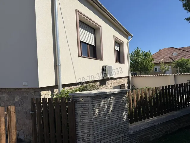 Eladó ház Kartal 180 nm