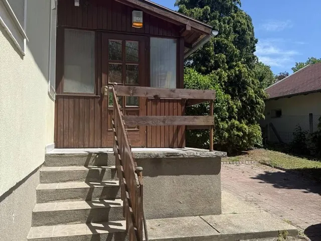 Eladó ház Veresegyház, Öreghegy 213 nm