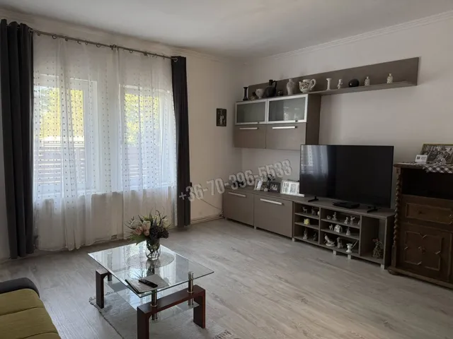 Eladó lakás Gödöllő, Kertváros 100 nm