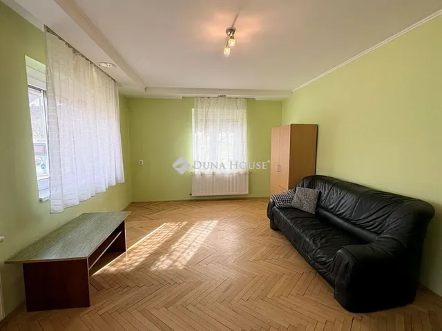 Eladó lakás Szeged 90 nm