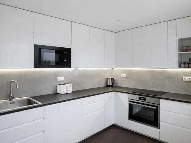 Eladó lakás Szeged, Agyagos utca 56 nm