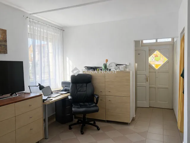 Eladó üdülő és hétvégi ház Cserkeszőlő, Tulipán utca 96 nm