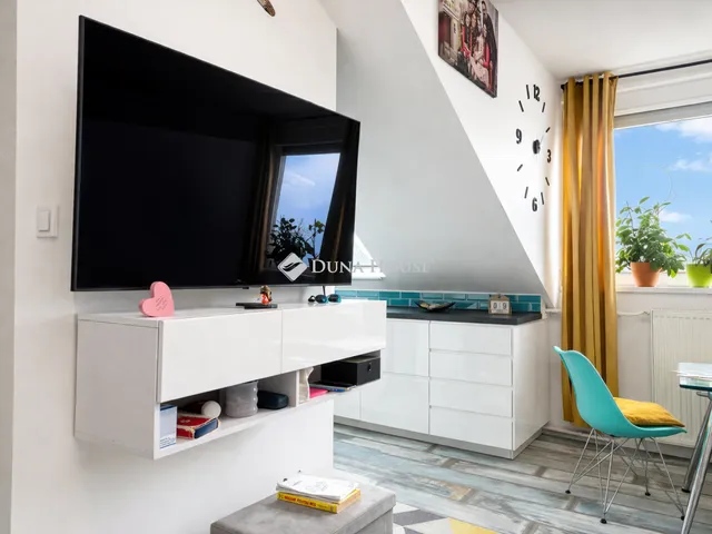 Eladó lakás Békéscsaba, Penza-lakótelep 79 nm