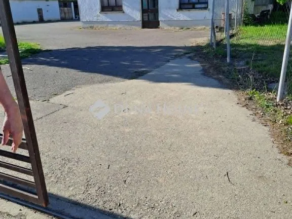 Eladó kereskedelmi és ipari ingatlan Mindszent 3100 nm