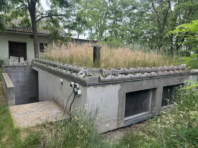 Eladó mezőgazdasági ingatlan Cserkeszőlő 70 nm