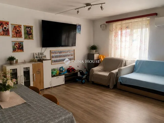 Eladó ház Kiszombor 111 nm