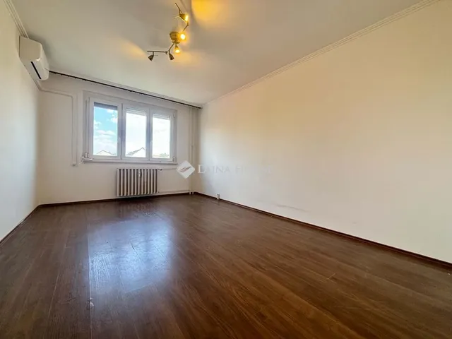 Eladó lakás Szeged 60 nm