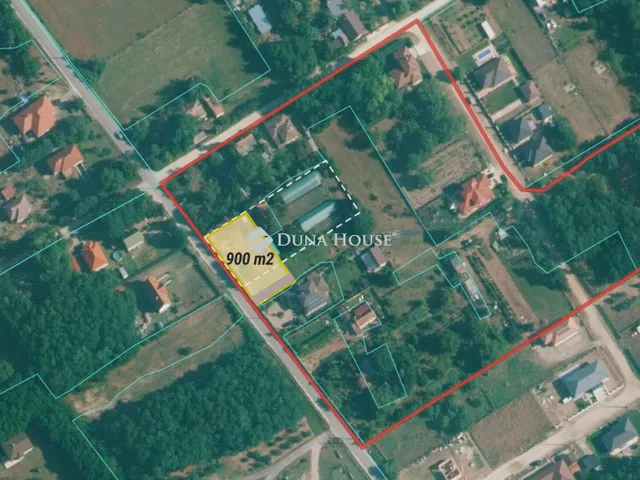 Eladó telek Ballószög 900 nm