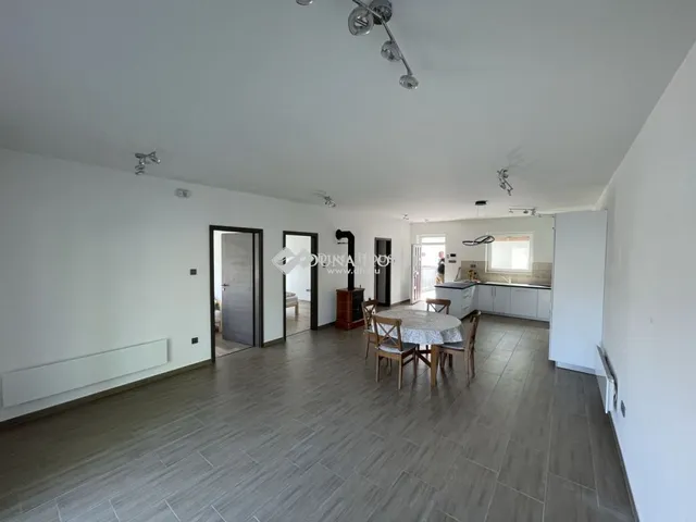 Kiadó lakás Kecskemét 98 nm