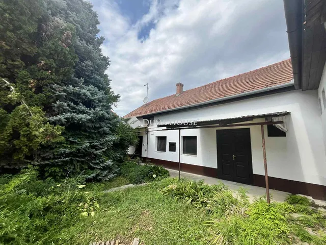 Eladó ház Kecskemét 75 nm