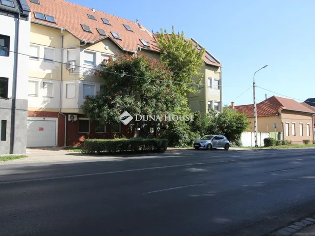 Eladó lakás Kecskemét 98 nm