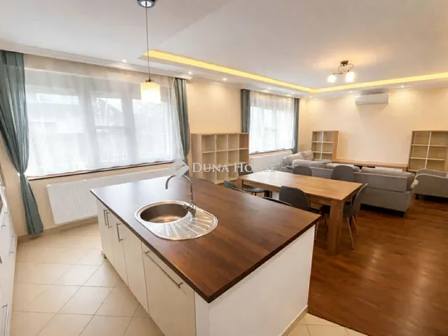 Eladó ház Kecskemét 140 nm