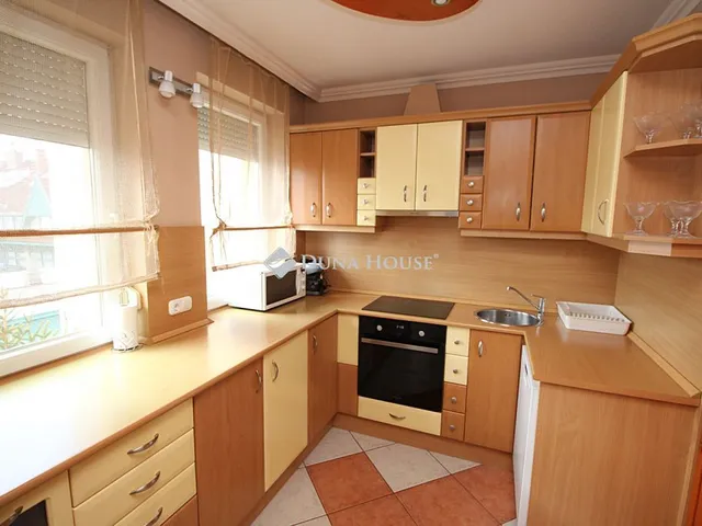 Eladó lakás Kecskemét 90 nm